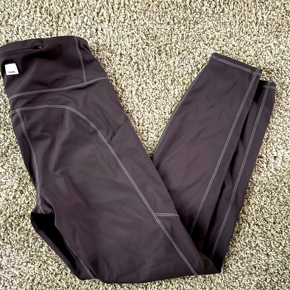 Barely worn Vuori leggings